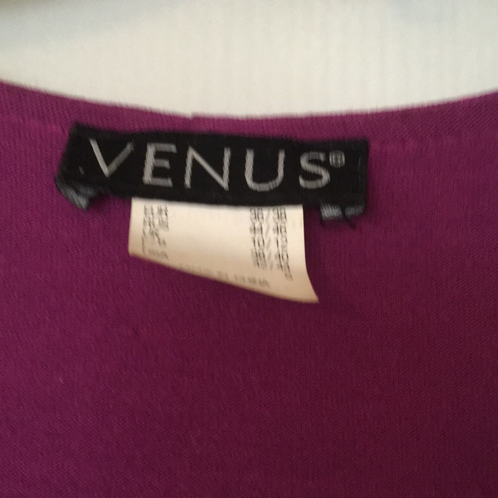 Venus Ruffled Top - Picture 2 of 4